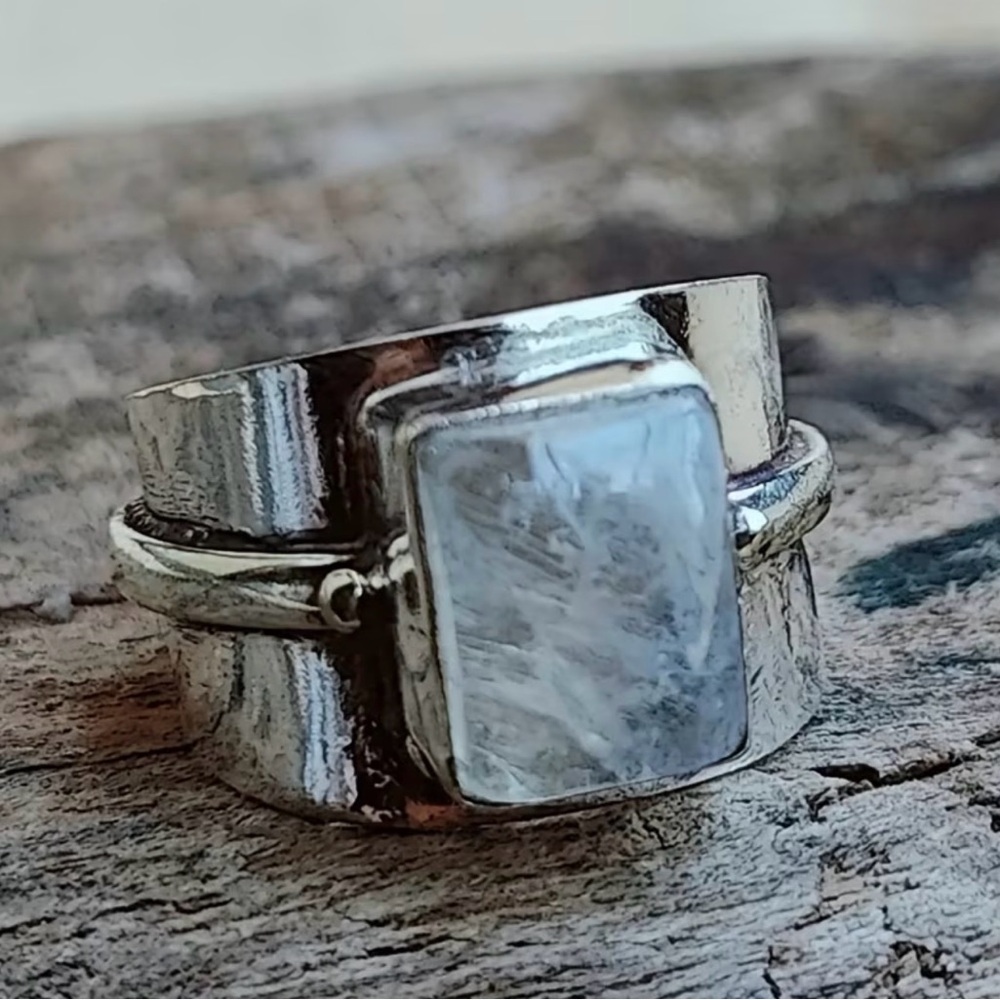 NWT Boho Silver Plated Moonstone Statement Ring Size 8